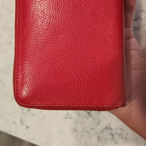 Marc By Marc Jacobs Classic Q Slim Zip Around Wallet Red Leather - Picture 13 of 14